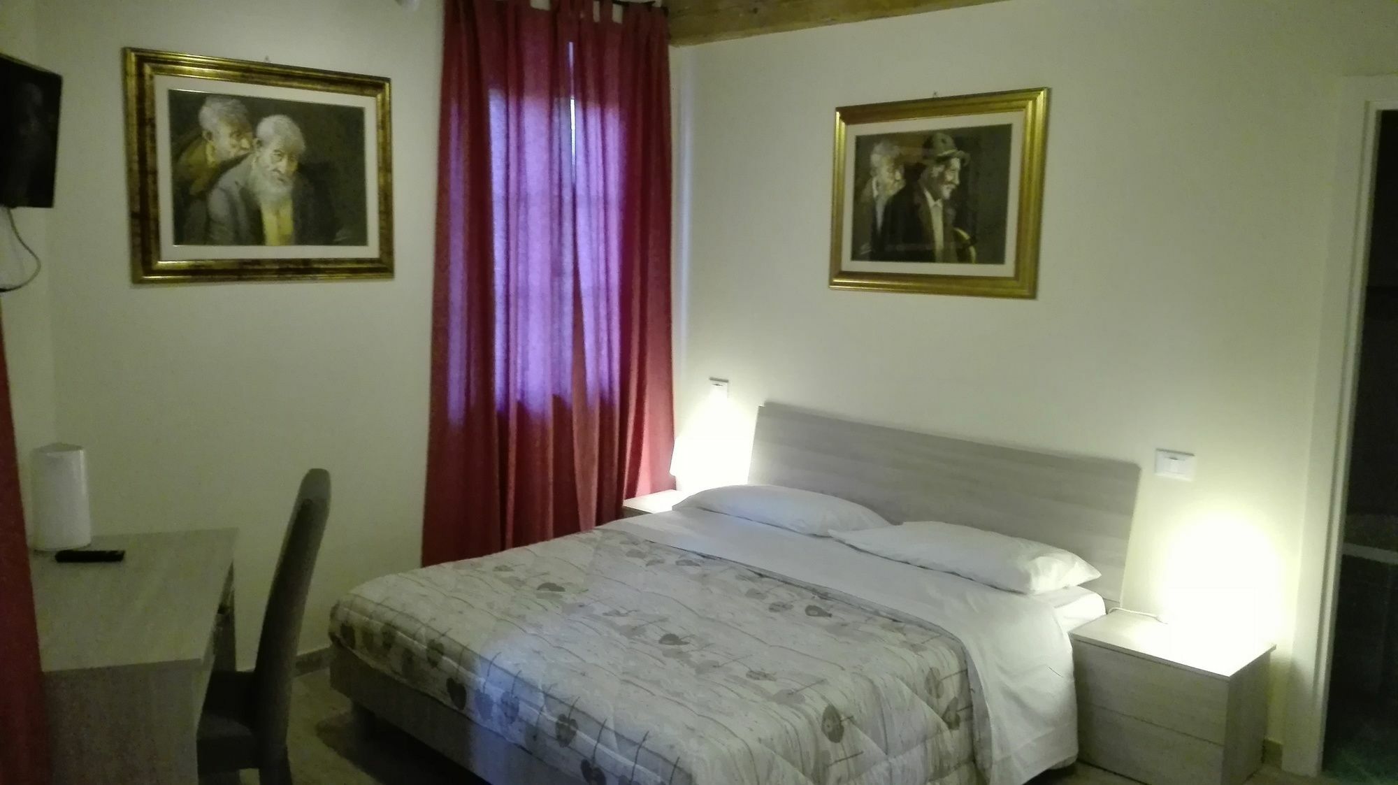 Art Gallery B&B Vorno Екстериор снимка